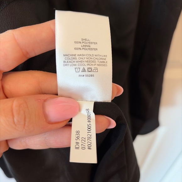 New with Tags Express Tie Waist Long Sleeve V-Neck Dress, Women's Size L - Black - Picture 6 of 7